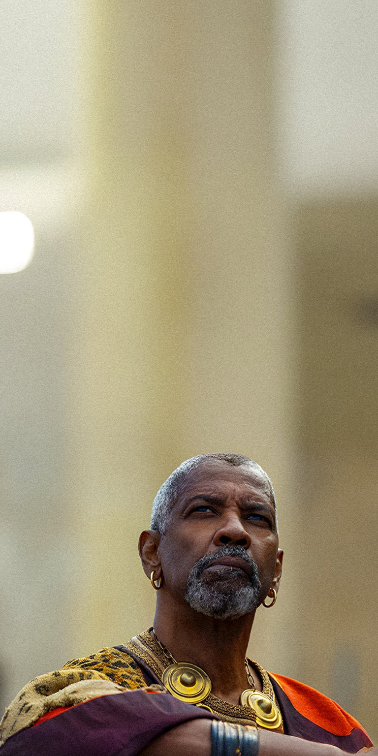 Macrinus wearing cape HD wallpaper