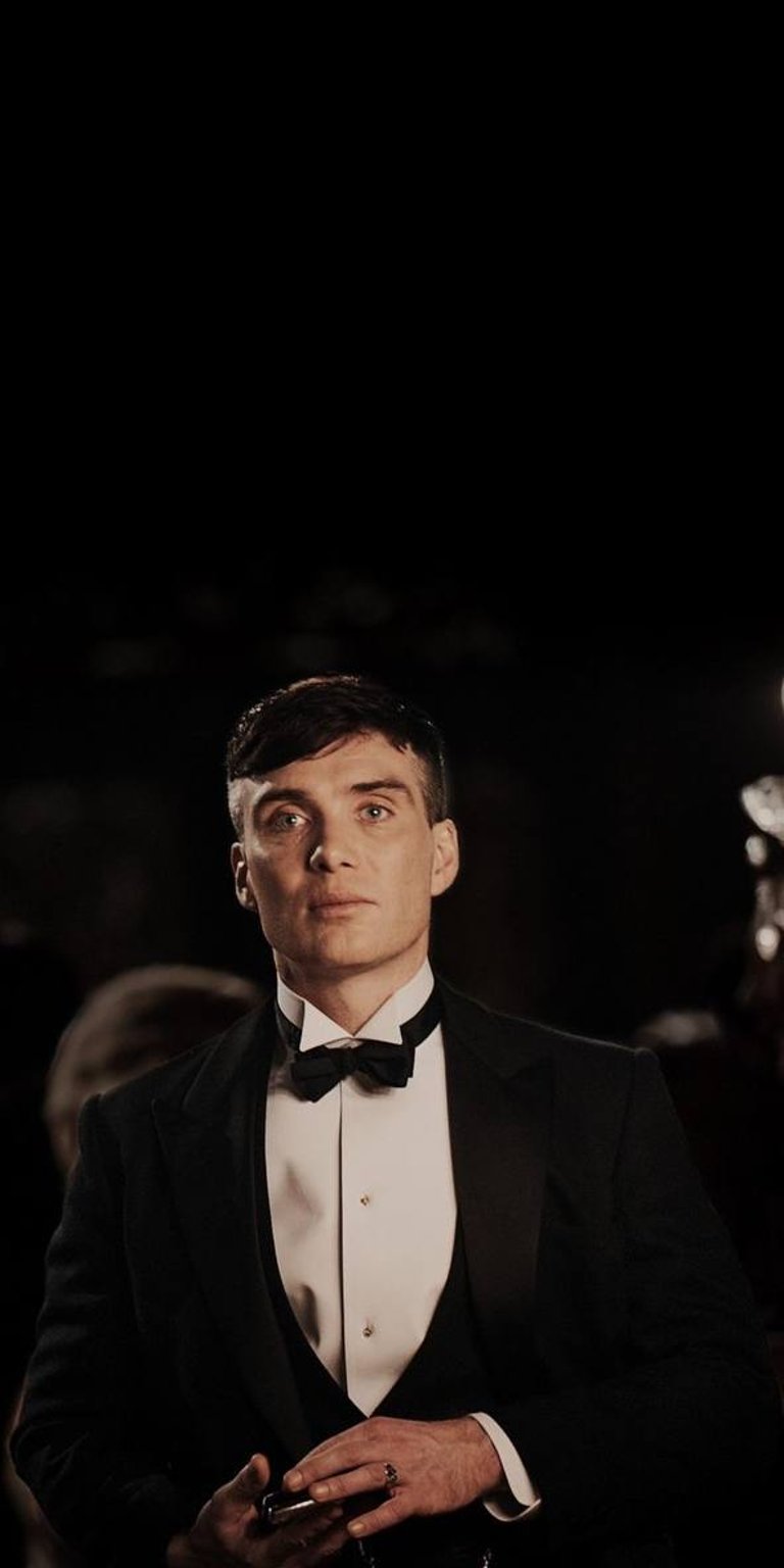 Tommy Shelby portrait wallpapers