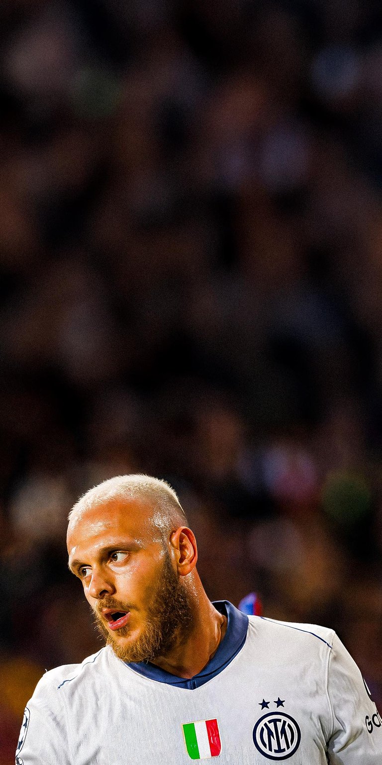 Federico Dimarco during the UEFA Champions League Wallpaper 4k mobile