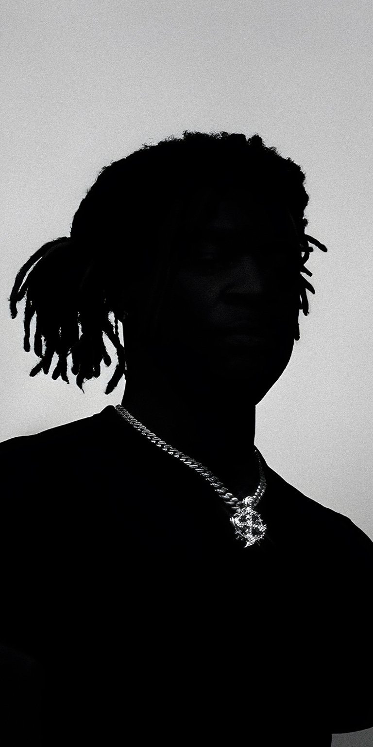 Ken Carson shadow with silver necklace wallpaper