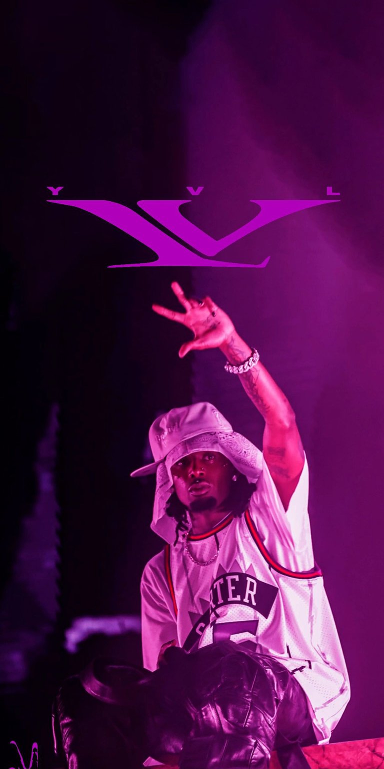 Get this Playboi Carti 4K wallpaper for your iPhone, showcasing him in a Raptors jersey, accented with a bucket hat and purple lighting. This wallpaper is perfect for any fan.