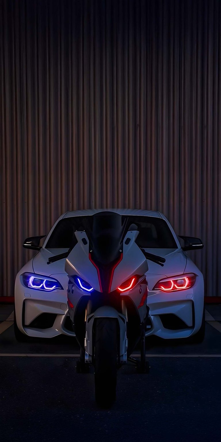 BMW M4 and 100rr lights iPhone wallpaper