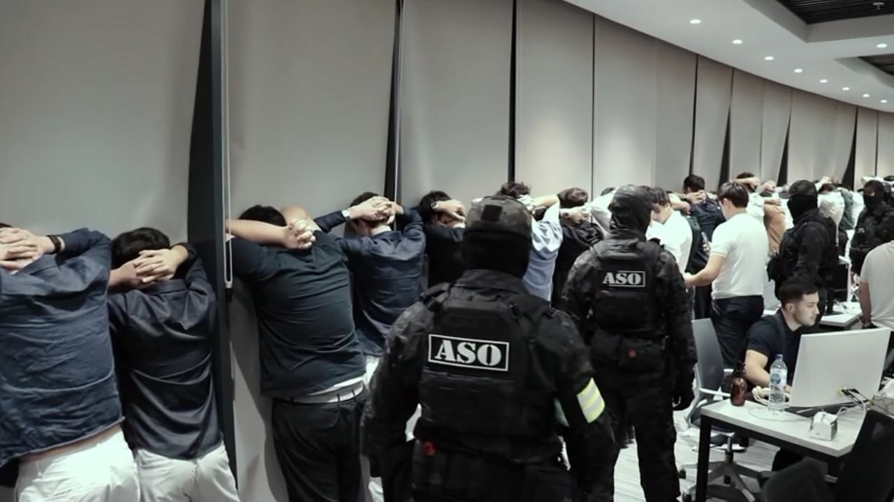 В Ташкенте ликвидировали международную сеть мошеннических колл-центров