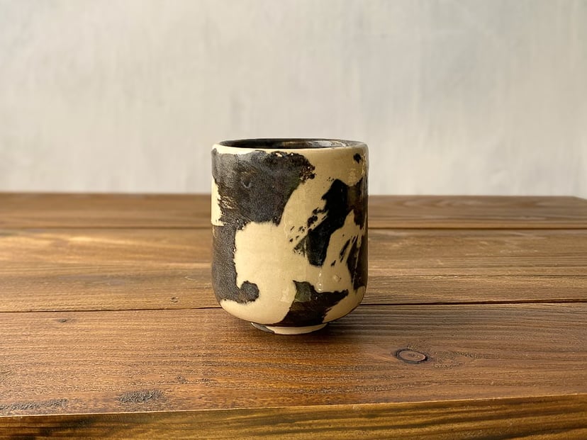 Czarka czarno-biała INK №2 - ceramiczna czarka z kolekcji ZEN