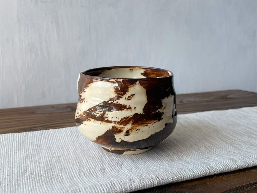 Chawan karmelowy