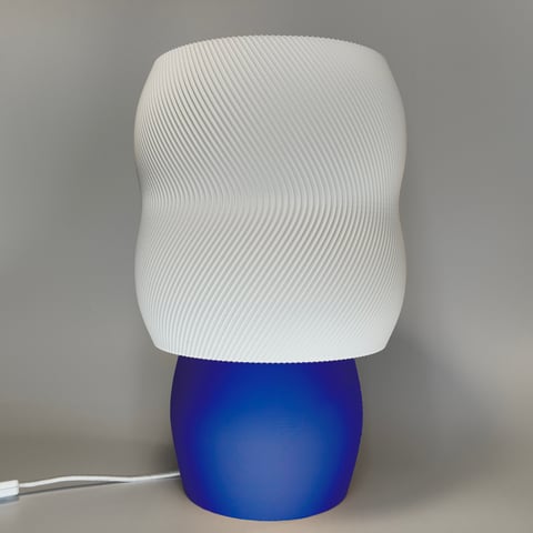 Lampka Brio Grande Kobaltowy Biały