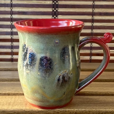 Kubek ceramiczny z koła garncarskiego | czerwony zielony | 380 ml