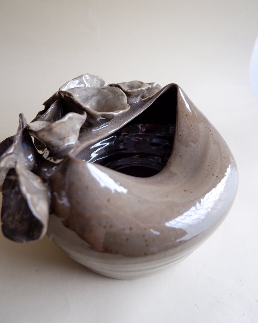 The Floral- Vase 05 - wazon ceramiczny z kolekcji The Floral