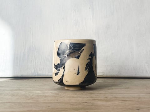 Czarka czarno-biała INK półmatowa - ceramiczna czarka z kolekcji ZEN