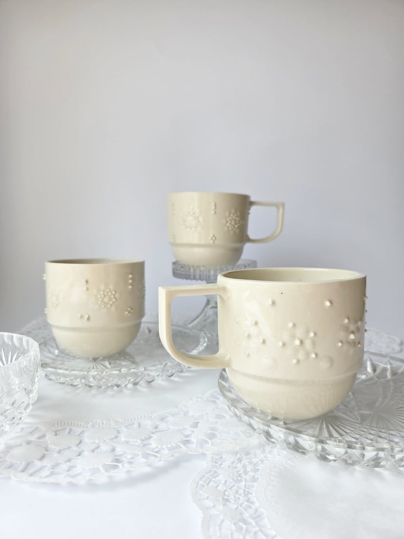 Kubek 300 ml - jasnokremowy kubek ceramiczny