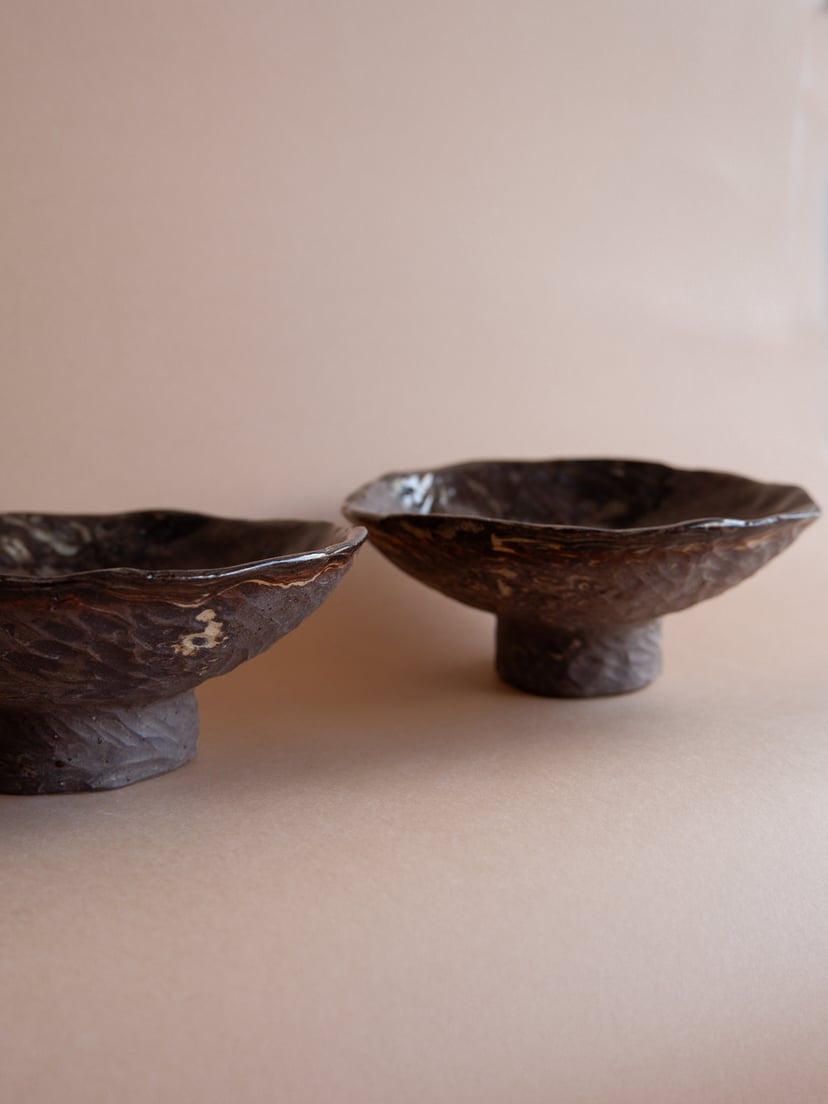 Footed plate 07 - ceramiczny talerz na stopie