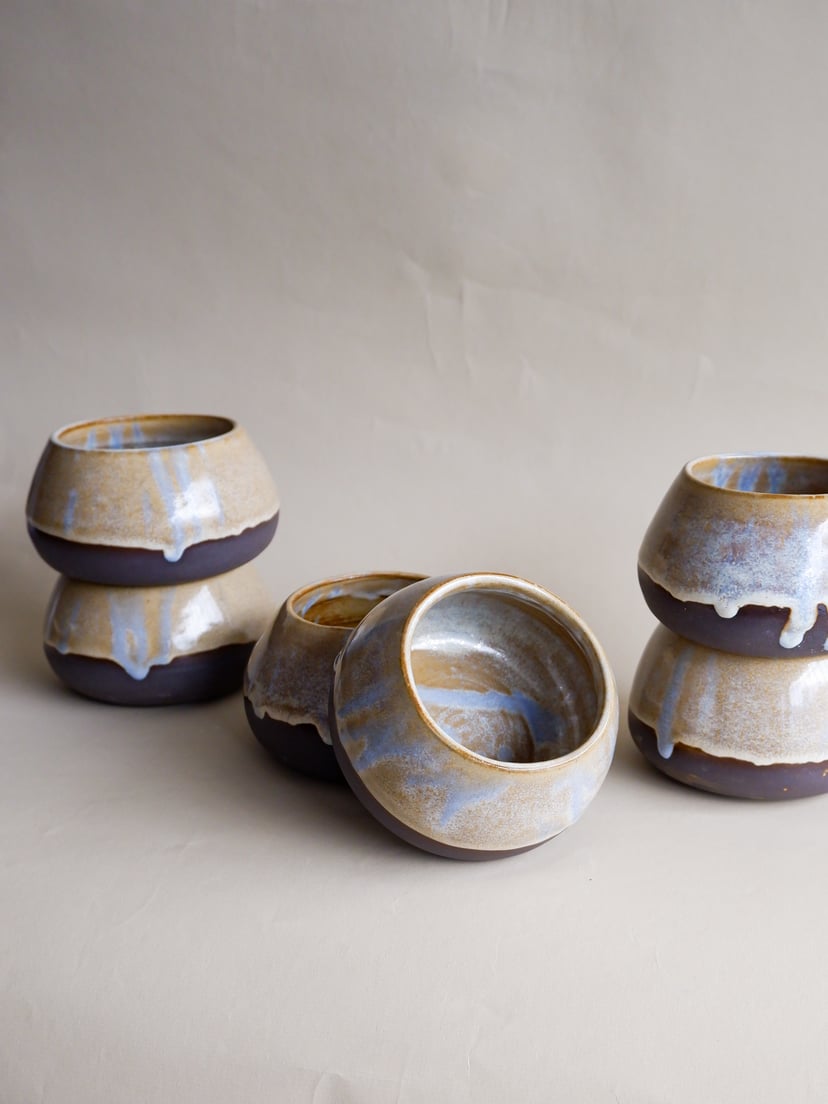 Round Honey Cup 03 - kubek z kamionki