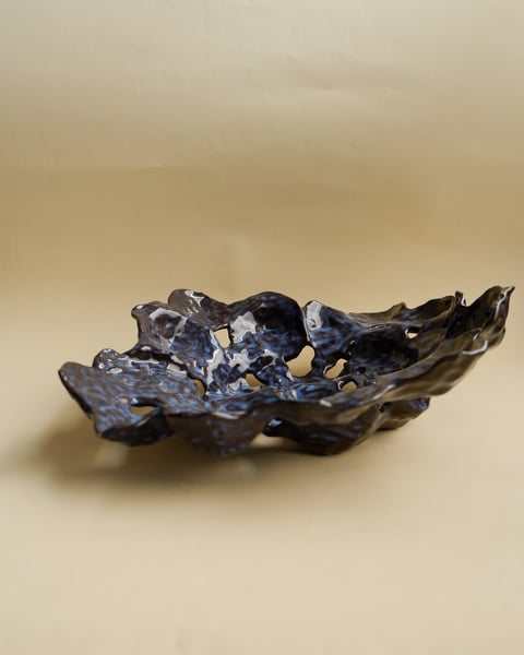 The Gems- Shell Inspired Centerpiece 01 - ceramiczna patera z kolekcji The Gems
