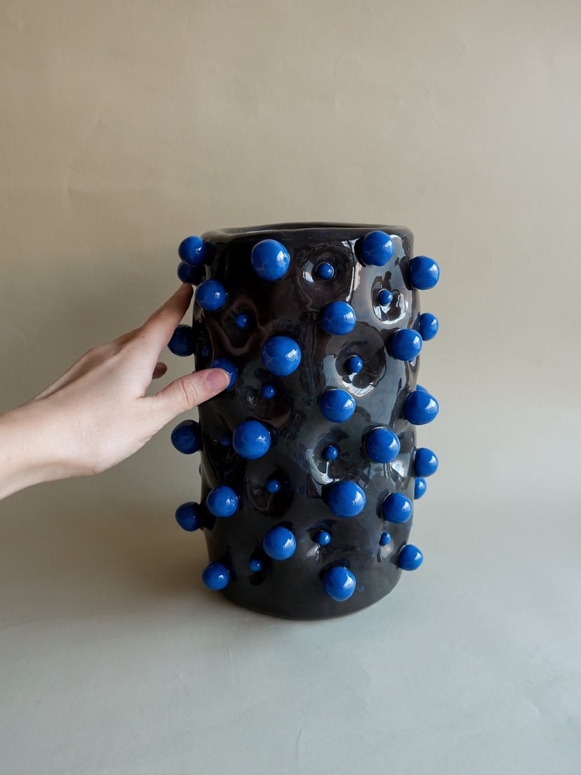 The Bubble- Vase 15 - wazon ceramiczny z kolekcji The Bubble