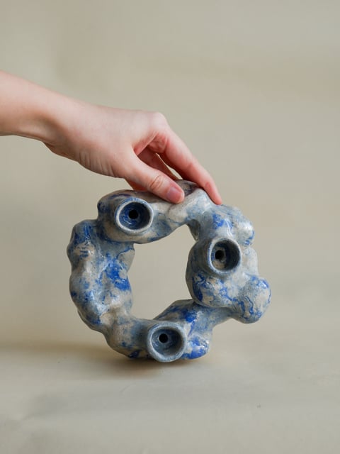 The Gems- Marbled Round Candle Holder 06 - świecznik z kamionki z kolekcji The Gems