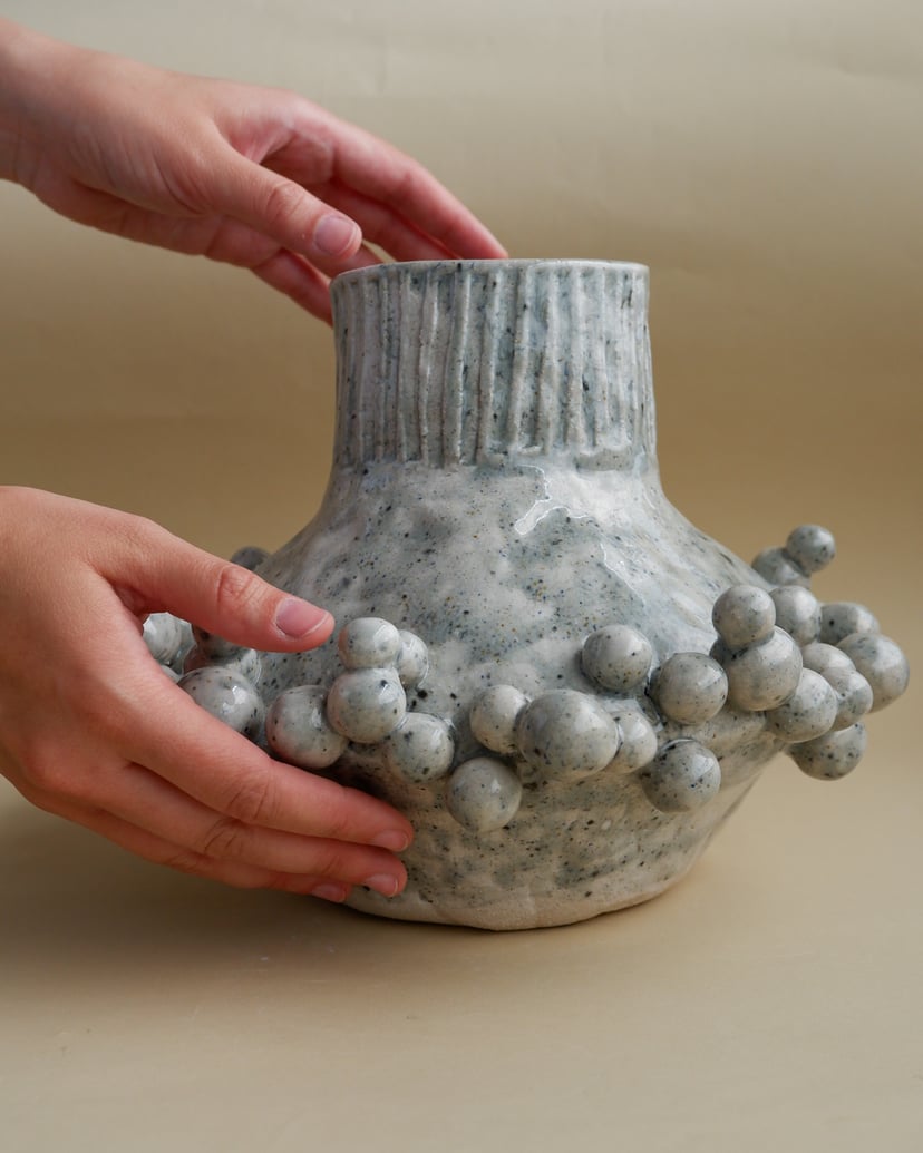 The Bubble- Width Shape Vase 12 - wazon ceramiczny z kolekcji The Bubble