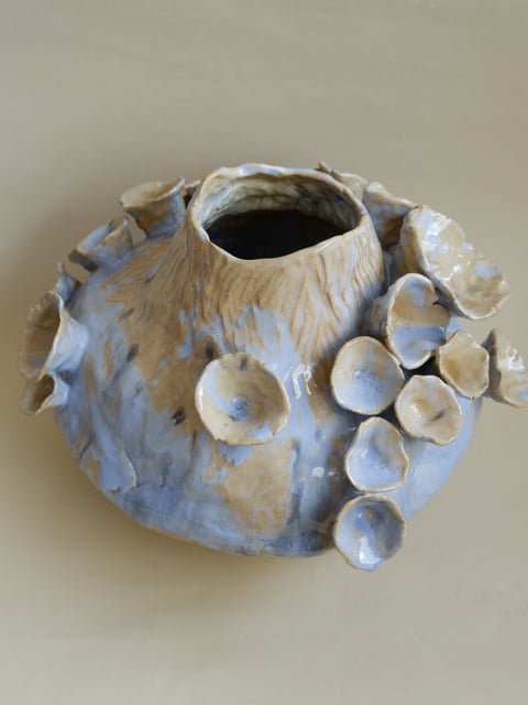 The Floral- Vase 01 - wazon ceramiczny z kolekcji The Floral