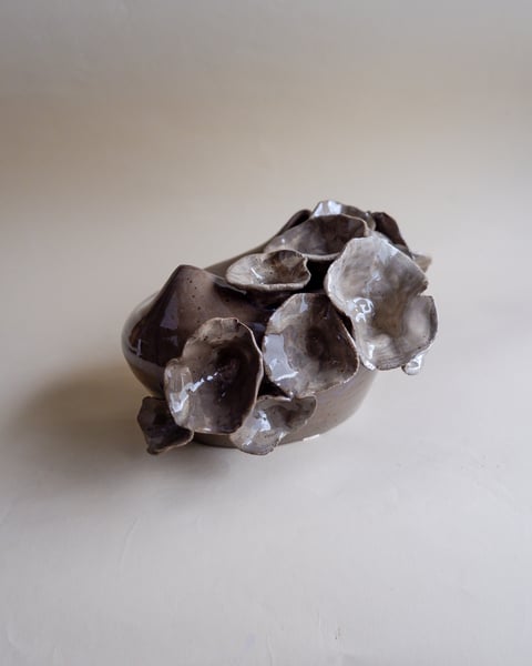 The Floral- Vase 05 - wazon ceramiczny z kolekcji The Floral