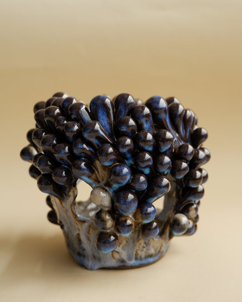 The Petal- Vase 02 - wazon ceramiczny z kolekcji The Petal