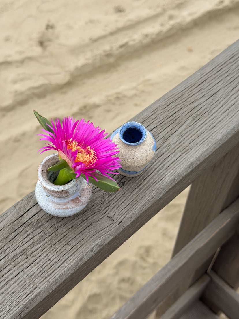 Tiny Mini- Vase 1 - mały wazon ceramiczny