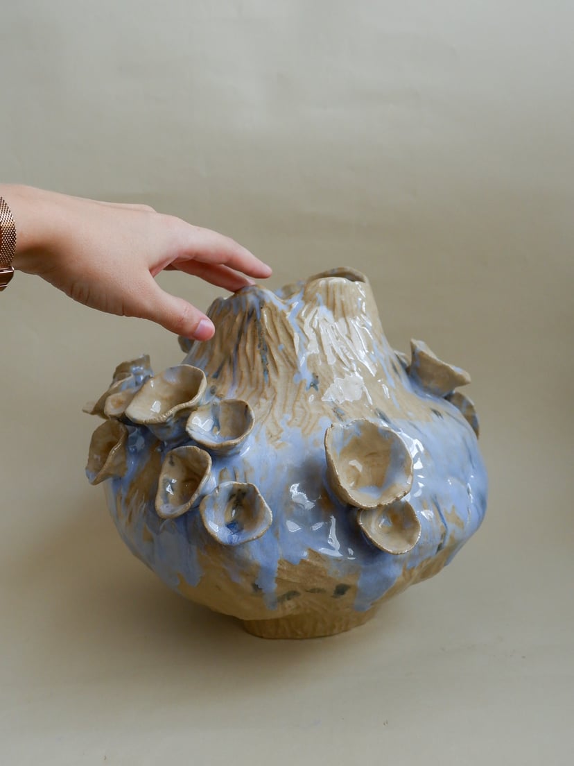 The Floral- Vase 01 - wazon ceramiczny z kolekcji The Floral