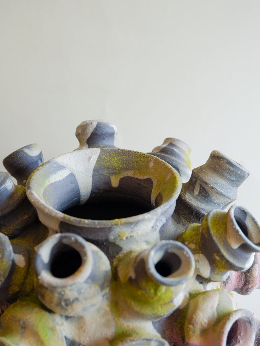 The Combined Forms- Vase 14 - wazon ceramiczny z kolekcji The Combined Forms