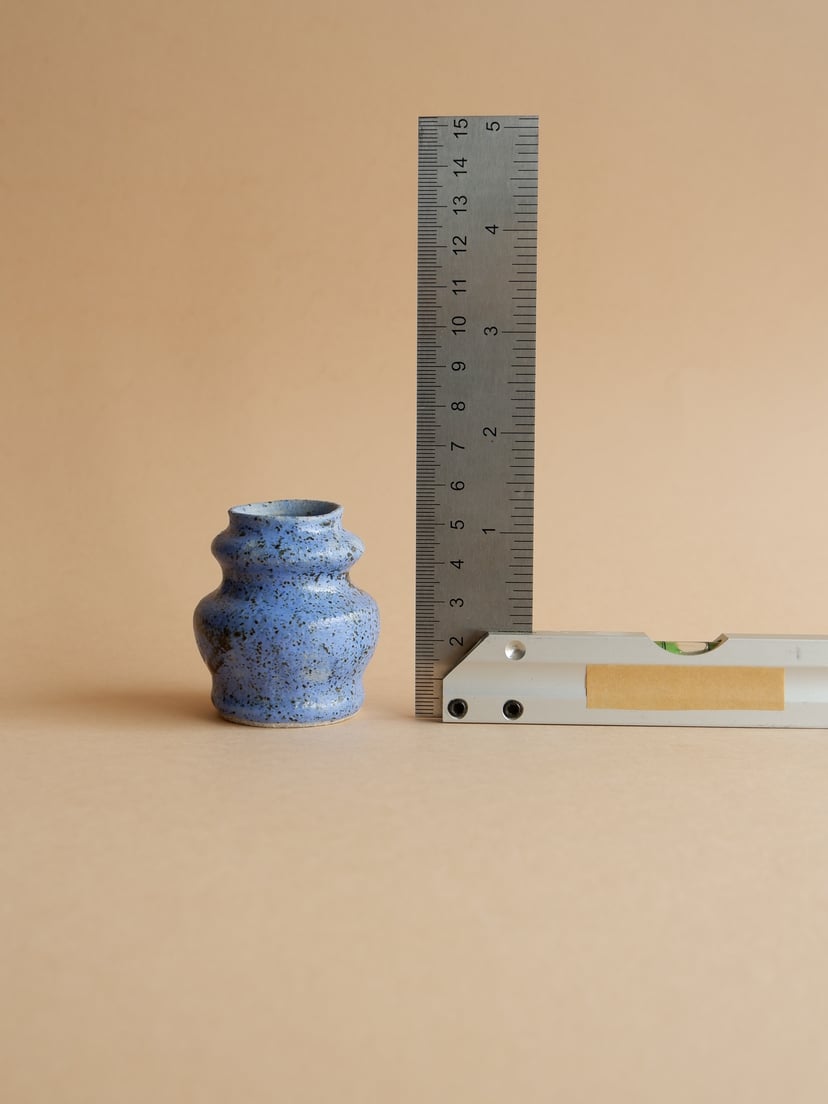 Tiny Mini- Vase 11 - mały wazon ceramiczny