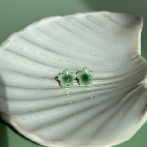 Kolczyki sztyfty z porcelany w kształcie kwiatu - Porcelka micro bloom