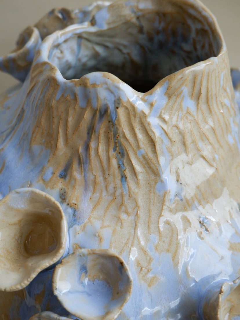 The Floral- Vase 01 - wazon ceramiczny z kolekcji The Floral