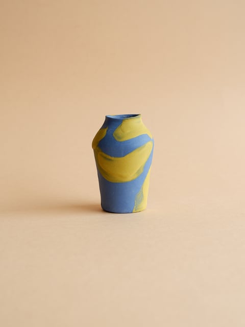 Tiny Mini- Vase 13 - mały wazon ceramiczny