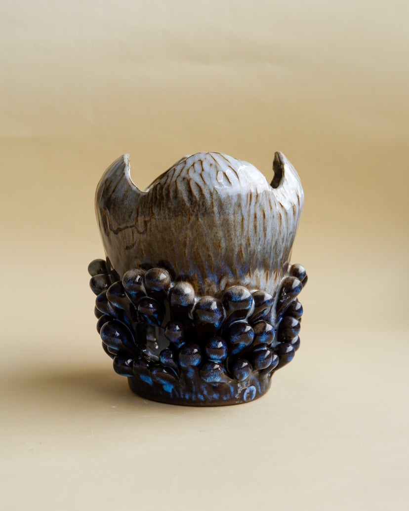 The Petal- Vase 01 - wazon ceramiczny z kolekcji The Petal
