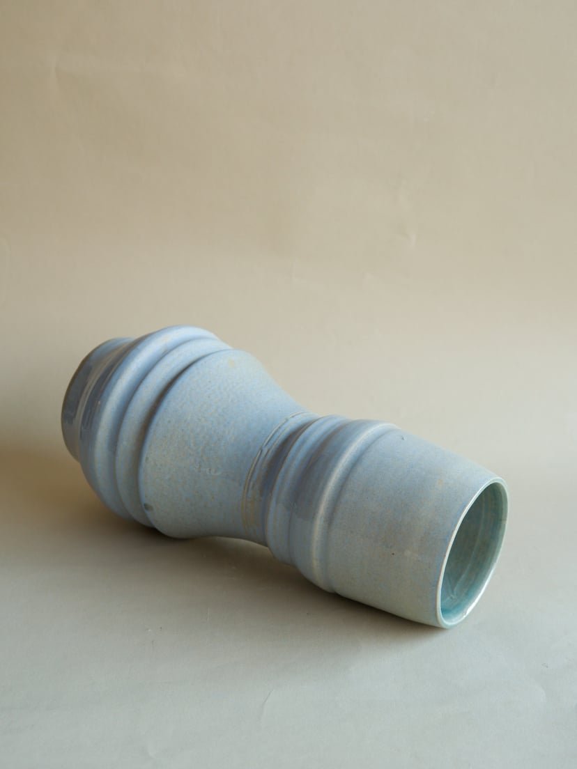 The Combined Forms- Vase 07 - wazon ceramiczny z kolekcji The Combined Forms