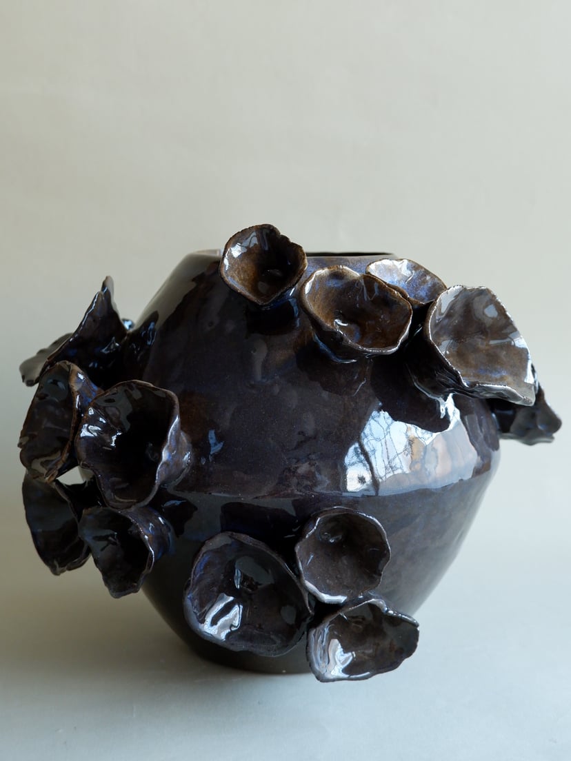 The Floral- Vase 04 - wazon ceramiczny z kolekcji The Floral