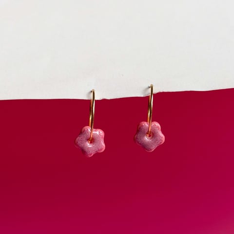 Cherry – wiszące kolczyki z porcelany w kształcie kwiatu, Porcelka micro bloom