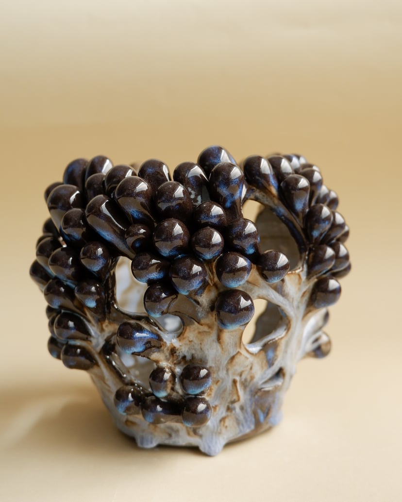 The Petal- Vase 02 - wazon ceramiczny z kolekcji The Petal