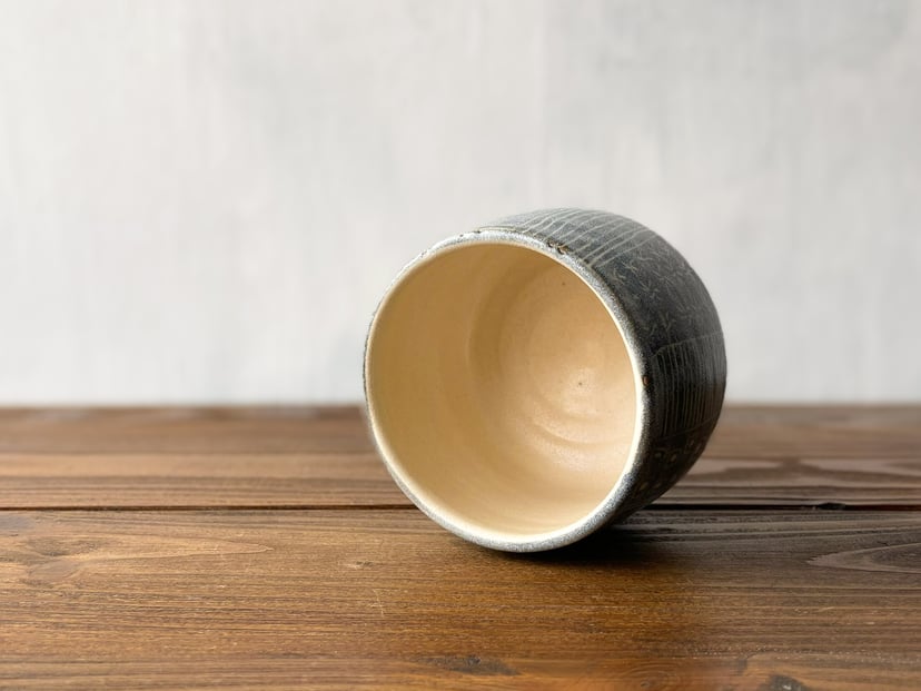 Czarka Sashiko №1 - ceramiczna czarka inspirowana sashiko