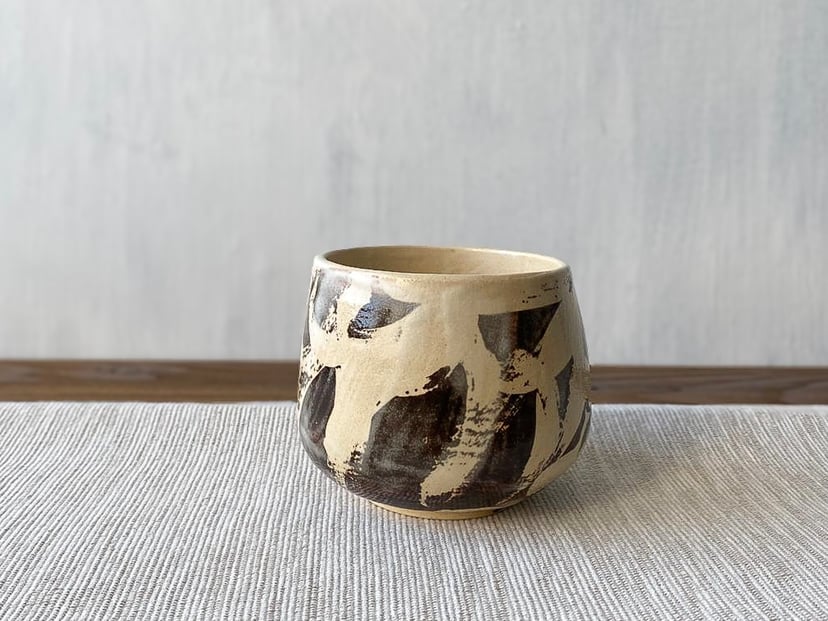 Brązowa INK - ceramiczna czarka z kolekcji ZEN