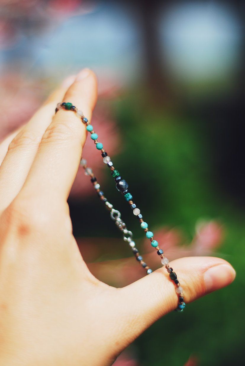 Bransoletka na nogę ༓ BLUE TOURMALINE – bransoletka z kamieni naturalnych