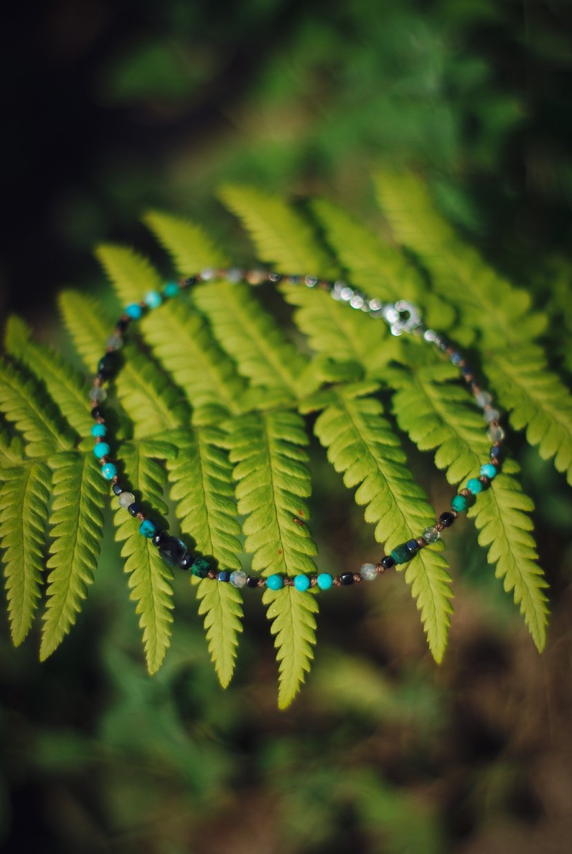 Bransoletka na nogę ༓ BLUE TOURMALINE – bransoletka z kamieni naturalnych