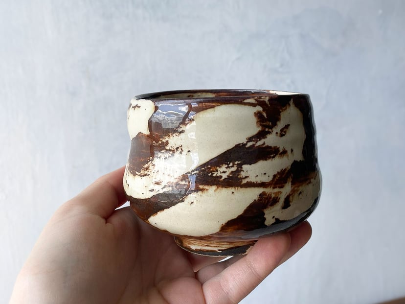 Chawan karmelowy