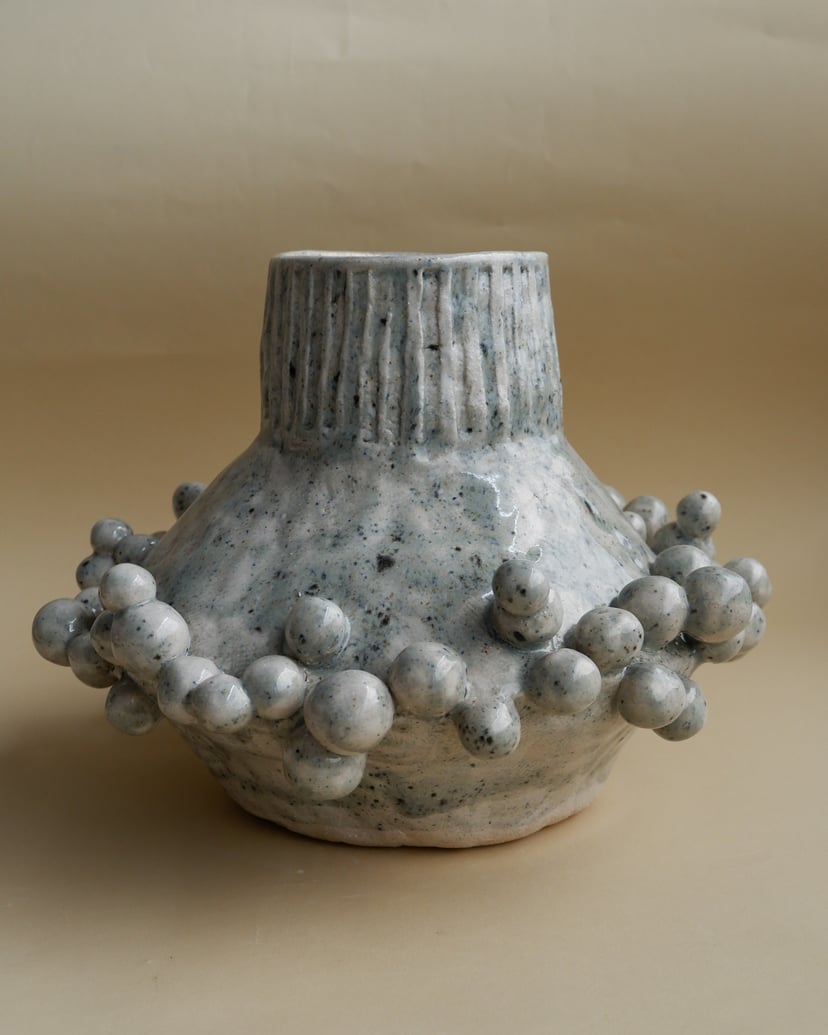The Bubble- Width Shape Vase 12 - wazon ceramiczny z kolekcji The Bubble