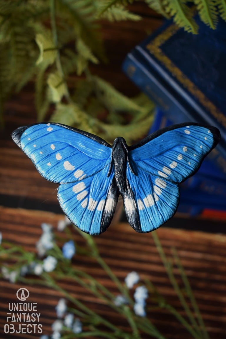 Spinka do włosów z rzeźbą motyla Morpho rhetenor