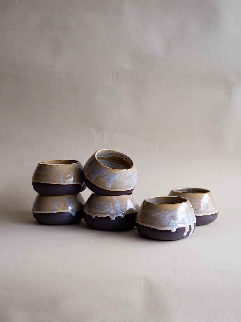 Round Honey Cup 03 - kubek z kamionki