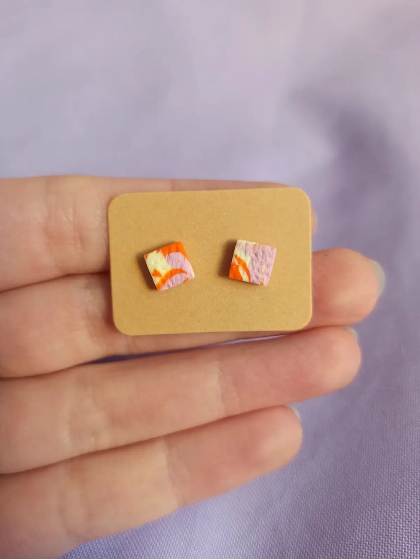 Mini sztyfty kwadraciki 1 – kolczyki z gliny polimerowej