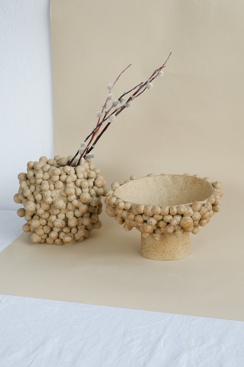 The Bubble- Olive-beige Stoneware Clay Vase 06 - wazon ceramiczny z kolekcji The Bubble