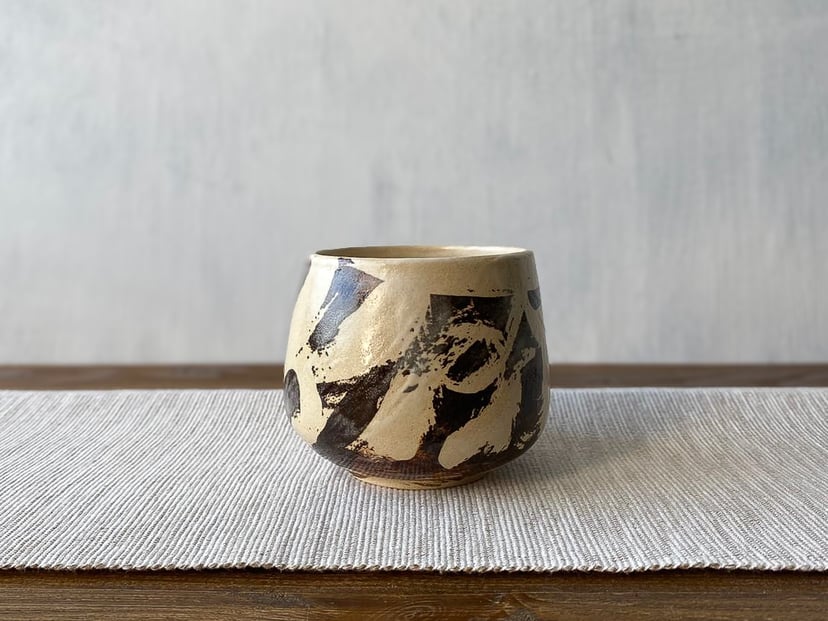 Brązowa INK - ceramiczna czarka z kolekcji ZEN