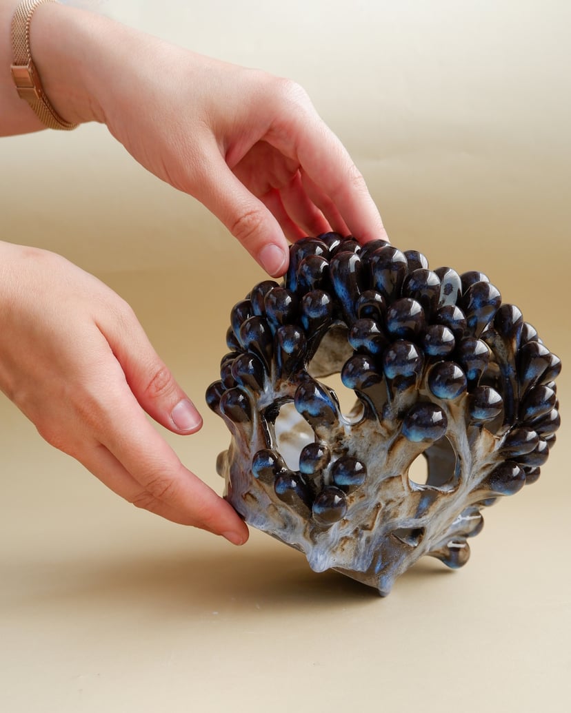 The Petal- Vase 02 - wazon ceramiczny z kolekcji The Petal