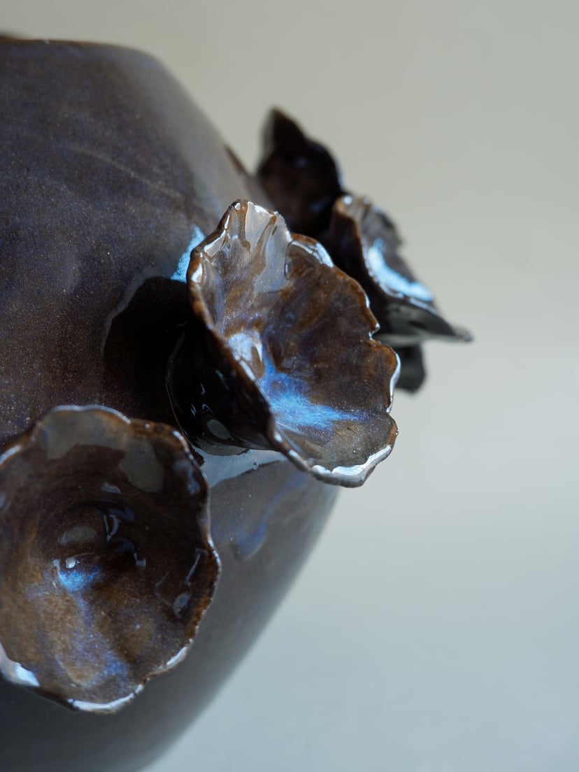 The Floral- Vase 04 - wazon ceramiczny z kolekcji The Floral