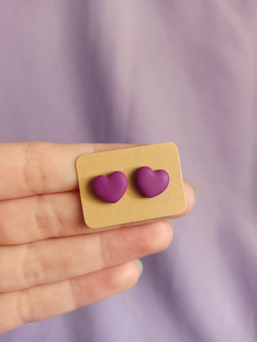 Mini sztyfty serduszka – w kolorze purpurowym