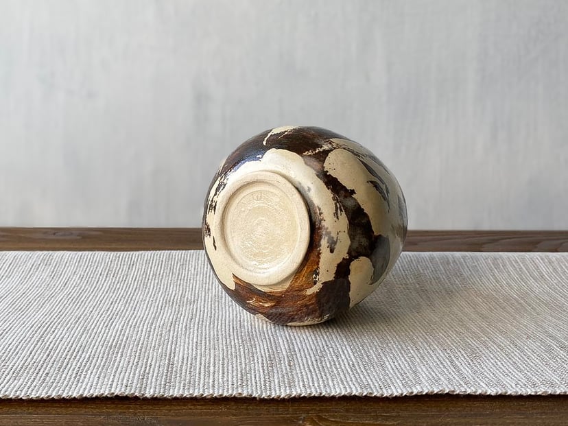 Brązowa INK - ceramiczna czarka z kolekcji ZEN